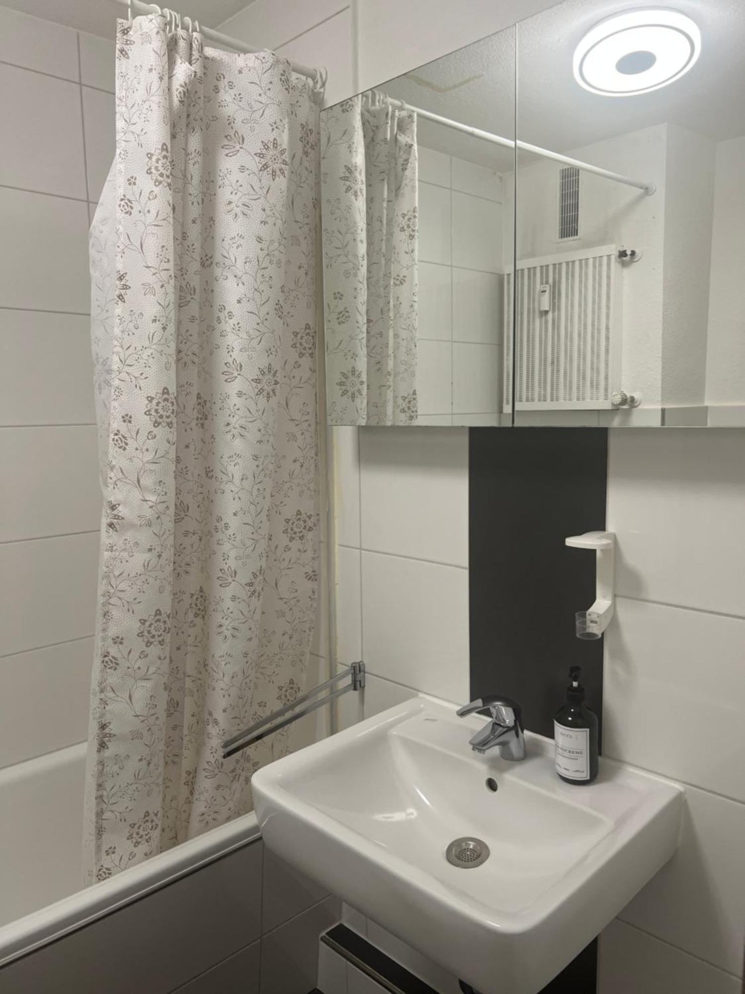 Tmj Apartment 1 Dusseldorf Exterior photo